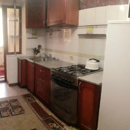 Иляева 66 Парк Кен Баба Shymkent Esterno foto